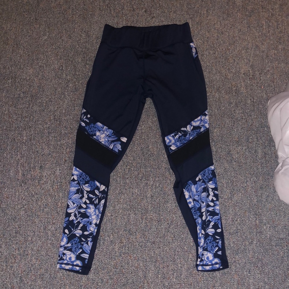 Navy blue leggings